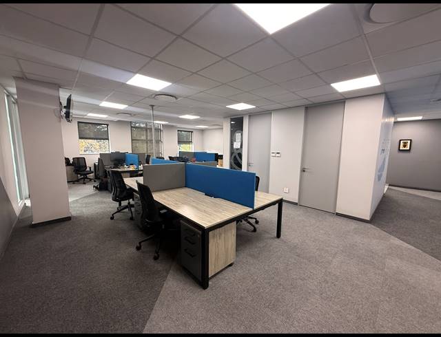 285M² OFFICE TO LET IN MELROSE ESTATE